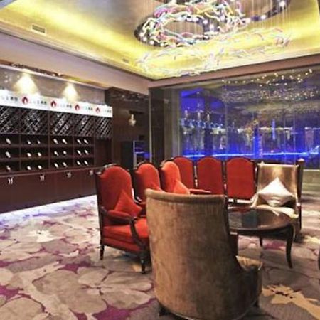 Eurasia Convention International Hotel Wuhan Eksteriør bilde