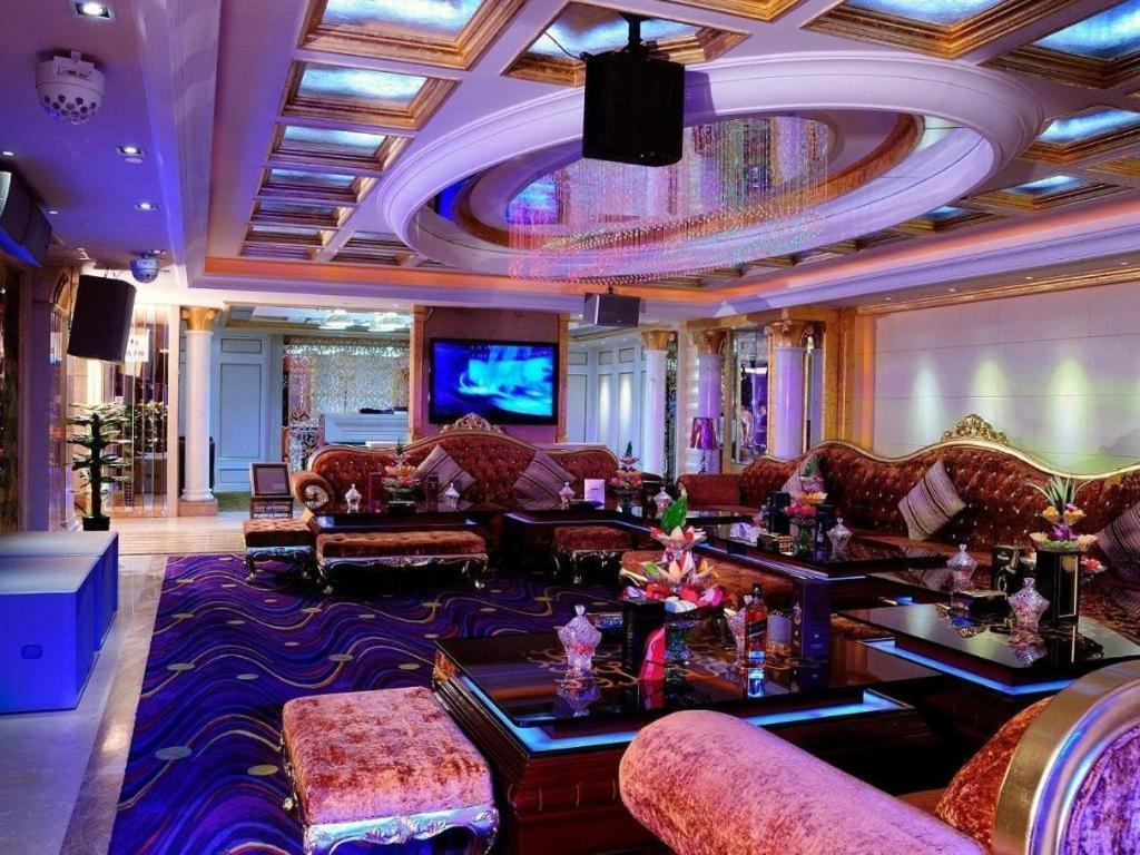 Eurasia Convention International Hotel Wuhan Eksteriør bilde