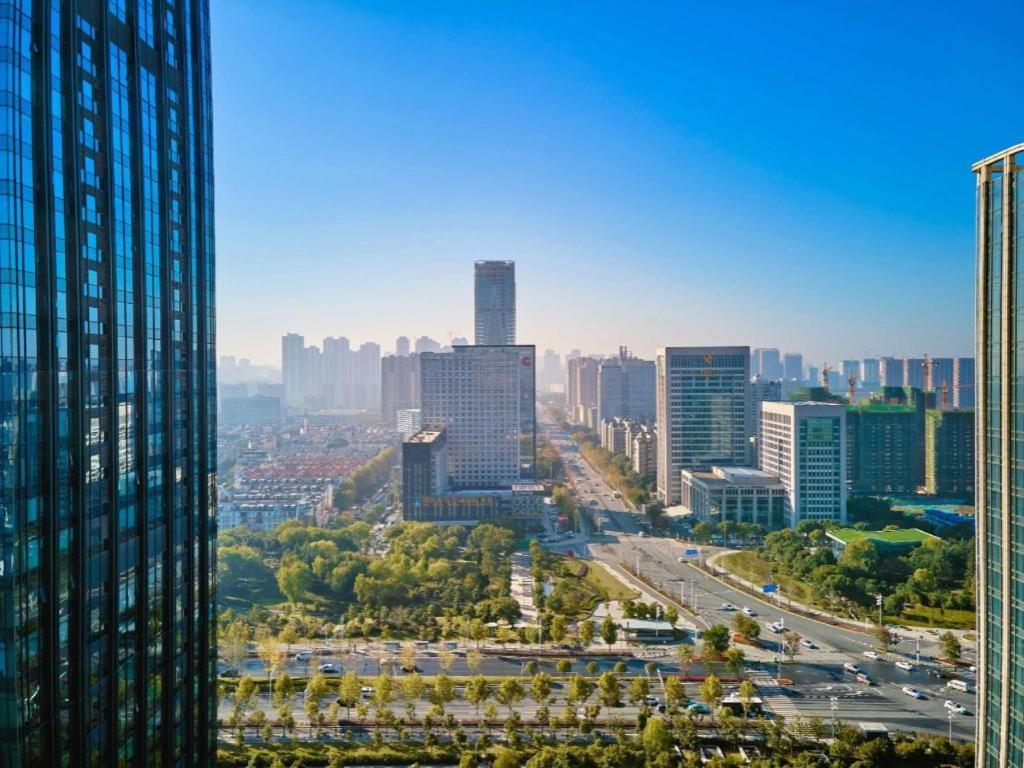 Eurasia Convention International Hotel Wuhan Eksteriør bilde
